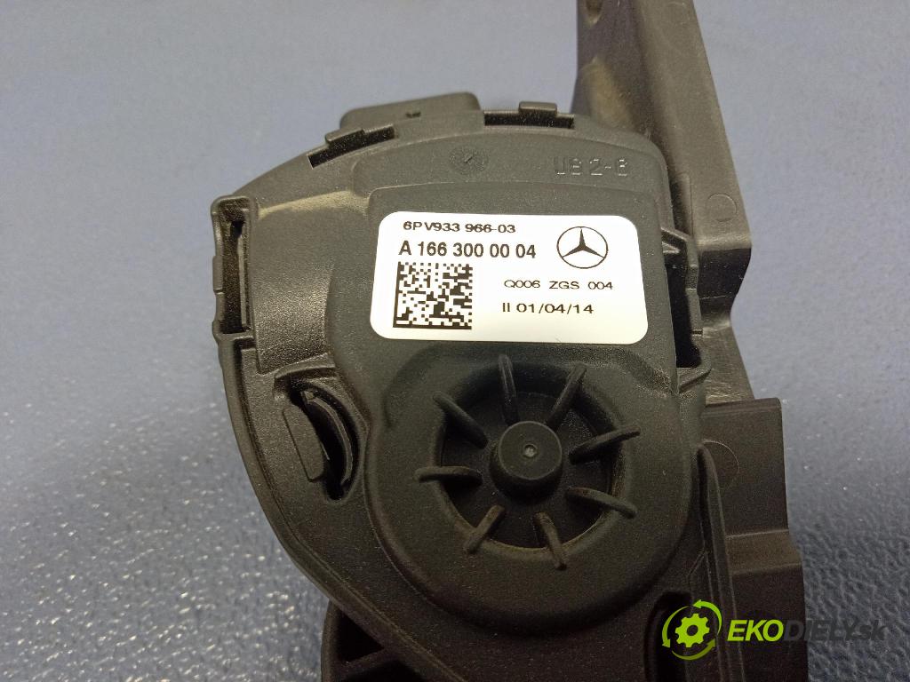 Mercedes GL 2014 pedal Plyn: A1663000004