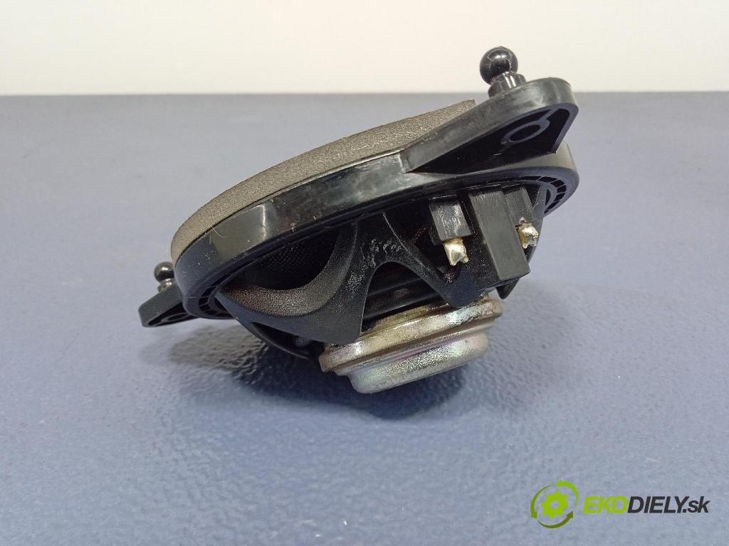 Mercedes GL 2014 Reproduktor / Subwoofer: A2318201602