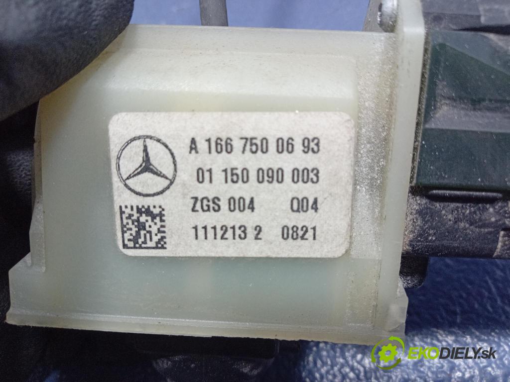 Mercedes GL 2014 Kamera A1667500693