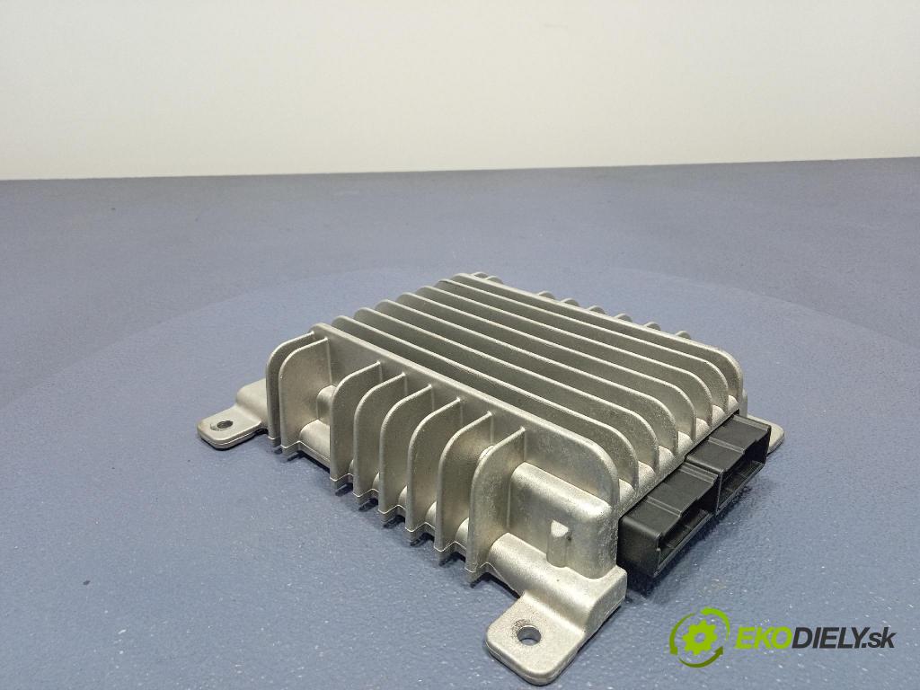 Renault Koleos 2008 Zesilovač: Radio Navigace 28061-61000