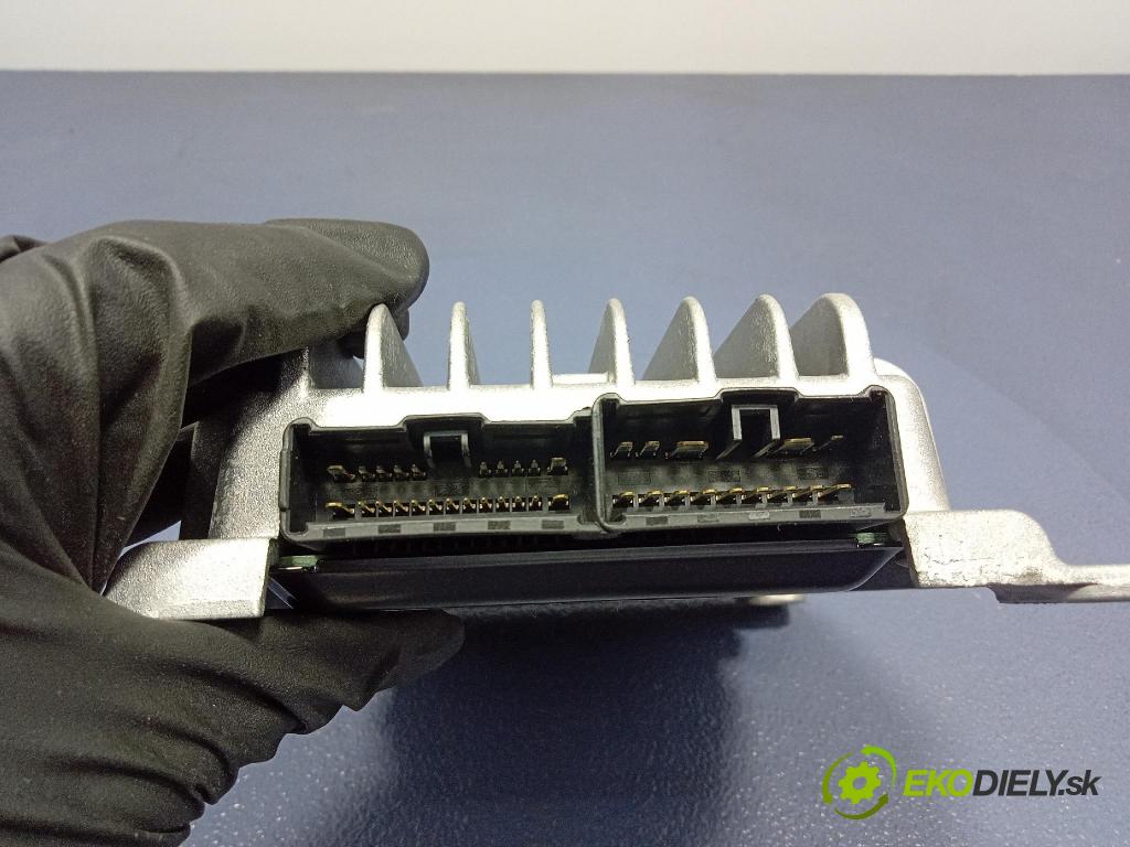 Renault Koleos 2008 Zesilovač: Radio Navigace 28061-61000
