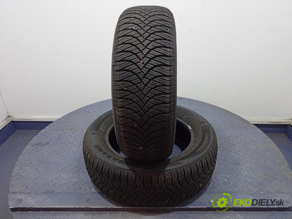 Audi A4 2000 pneumatiky: Víceúrovňové 6938112628864