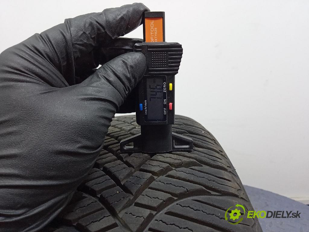 Audi A4 2000 pneumatiky: Víceúrovňové 6938112628864