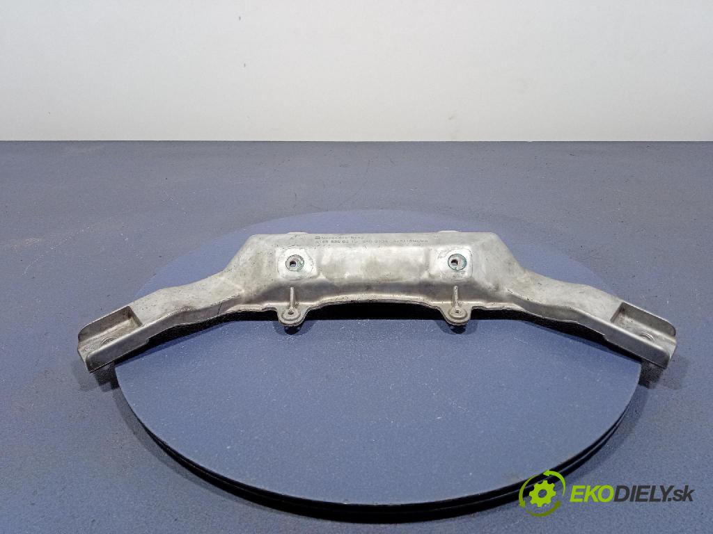 Mercedes GL 2014 výstuha Predné: / pas predný A1666200315