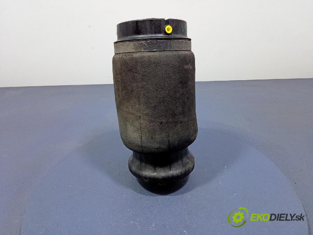 Mercedes GL 2014 airbag Pozastavenia: R310716401