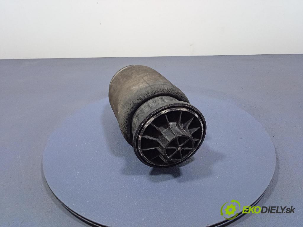 Mercedes GL 2014 airbag Pozastavenia: R310716401