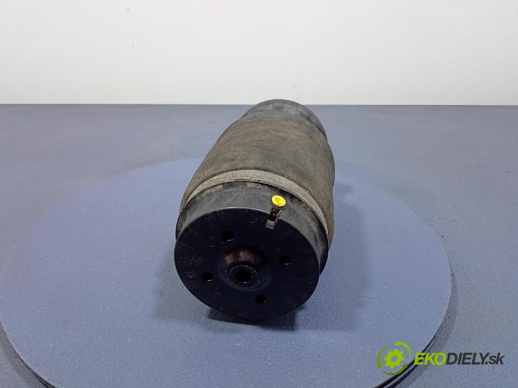 Mercedes GL 2014 airbag Pozastavenia: R310716401