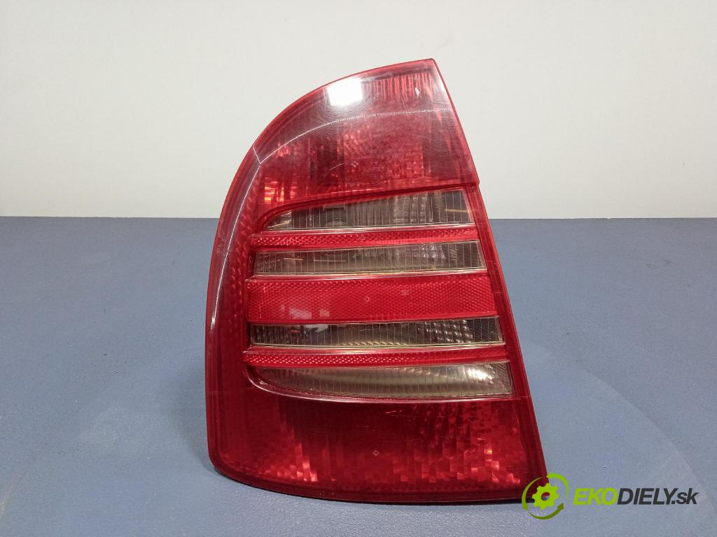 Skoda Superb 2002 svetlo / reflektor zad ľavá Vonkajsia: 3U5945095