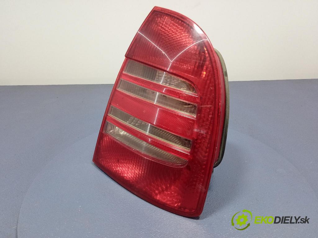 Skoda Superb 2002 svetlo / reflektor zad Prava: Vonkajsia: 3U5945096