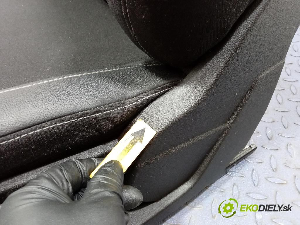 Renault Express 2024 Sedačka Ovládače:
