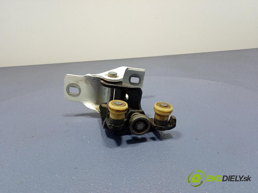 Renault Express 2024 dvere Strana: Posuvné: pravé 824A65571R