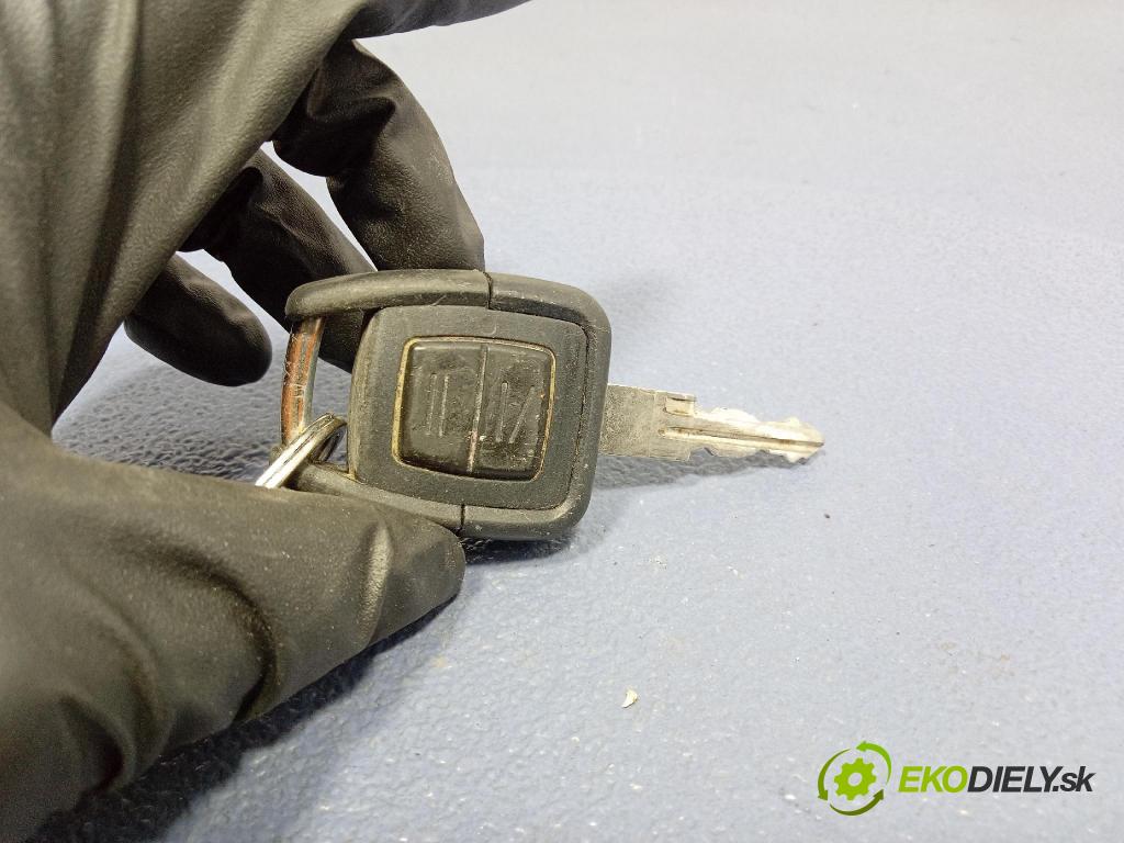 Opel Zafira 2003 riadiaca jednotka Motor: 55351703