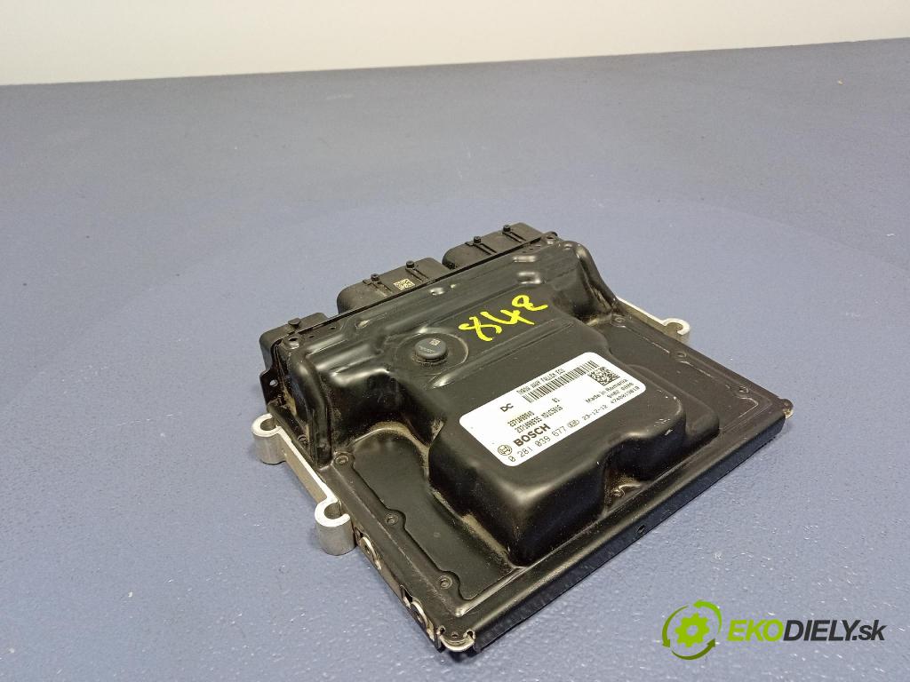 Renault Express 2024 riadiaca jednotka Motor: 237109894S