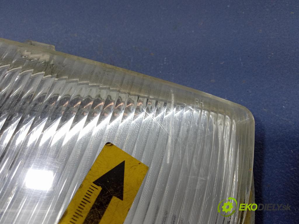 Cadillac Deville 2000 Halogen v pravo: 25666736