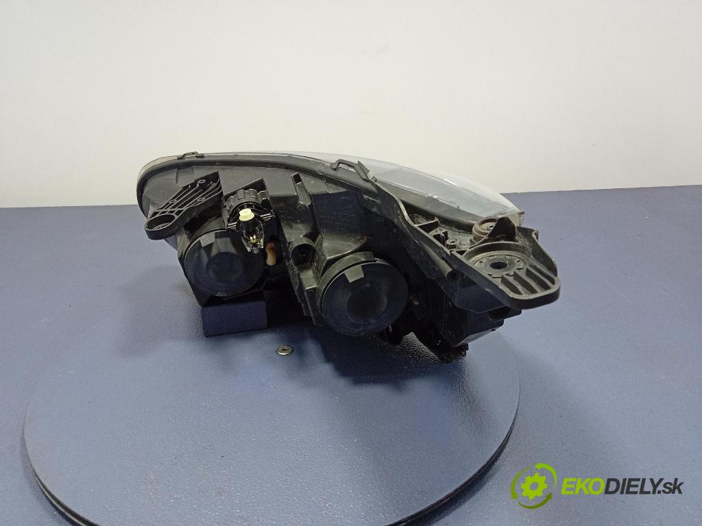 Renault Express 2024 Reflektor: v pravo: 260105660R