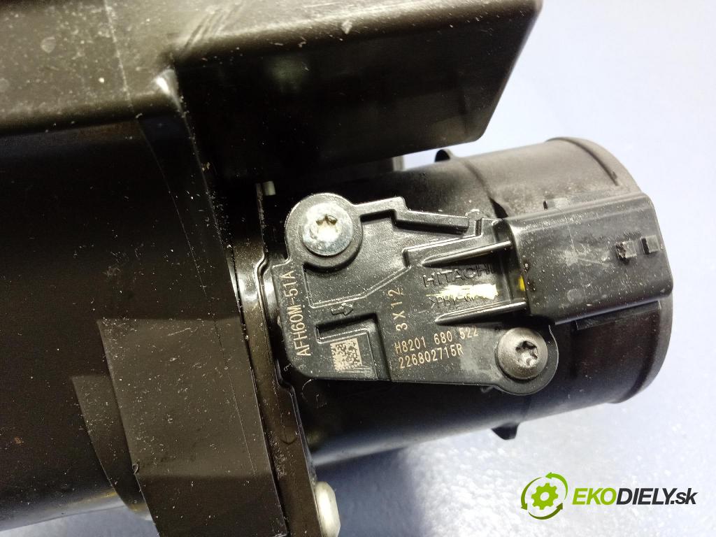 Renault Express 2024 obal Filtre: Vzduch: 165009775R