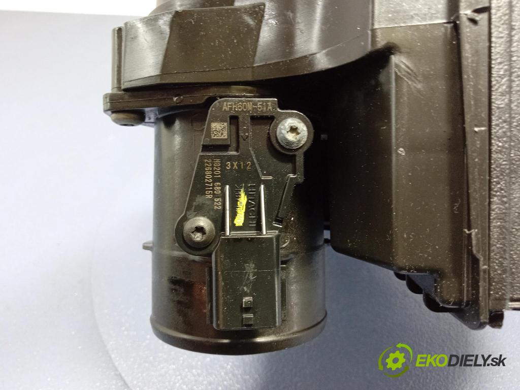 Renault Express 2024 obal Filtre: Vzduch: 165009775R