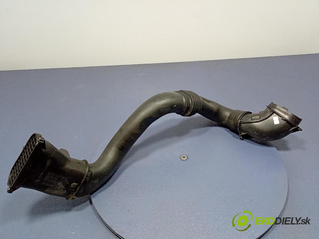 Renault Express 2024 rúrka Vzduch: 960153569R