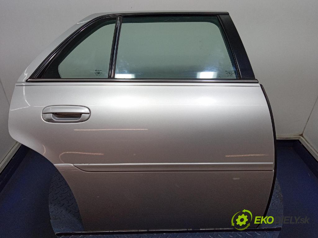 Cadillac Deville 2000 dvere zad pravé