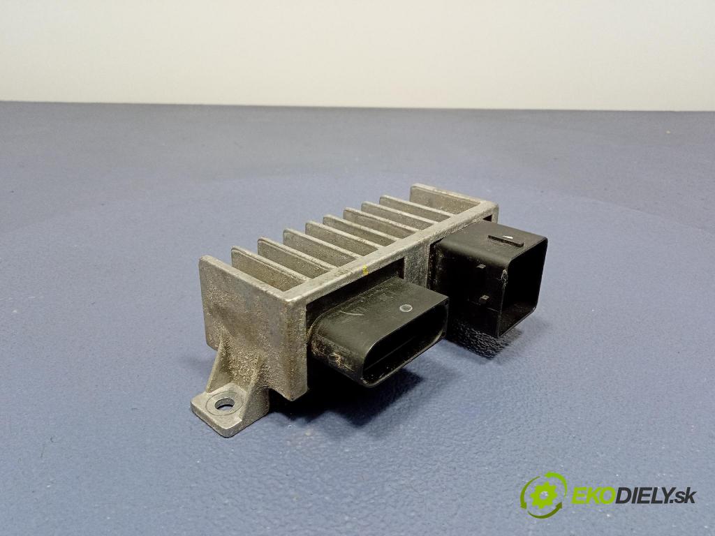 Renault Express 2024 Relé: Svíčky: 271202380R