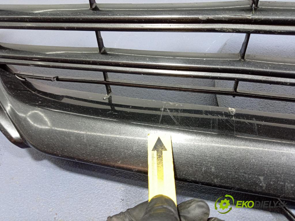 Toyota Camry 0 lišta narazník 53113-33120