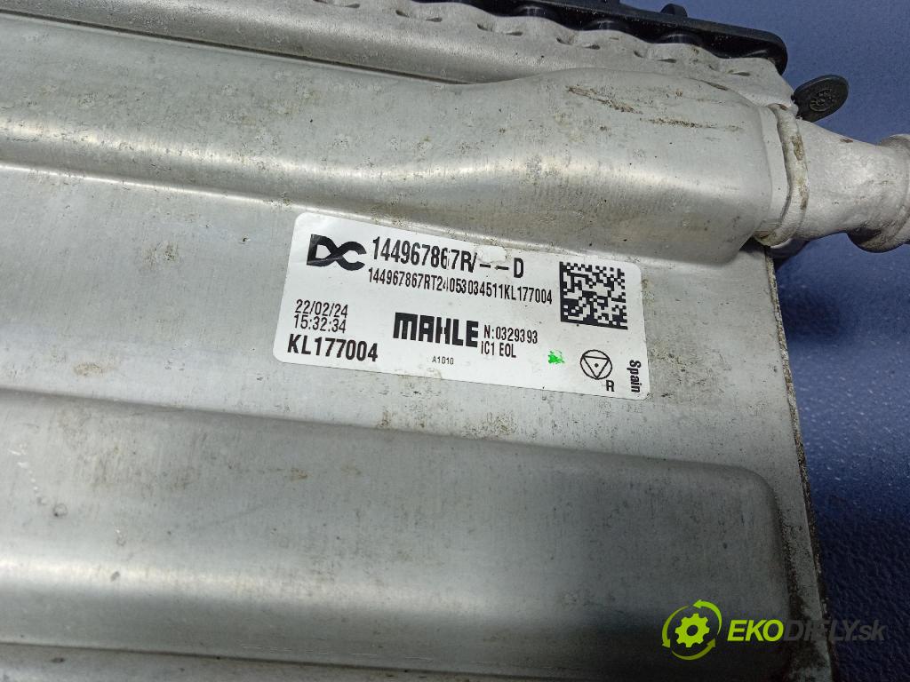 Renault Express 2024 chladič Vzduch: 144967867R