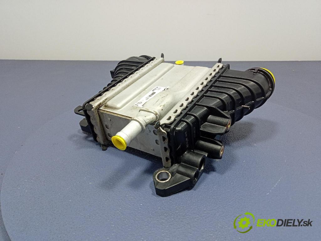 Renault Express 2024 chladič Vzduch: 144967867R