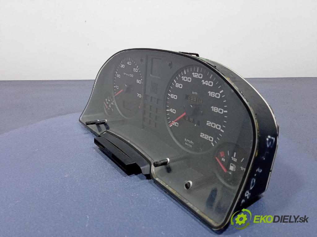 Audi 80 1997 prístrojovka/ budíky 893919067AP