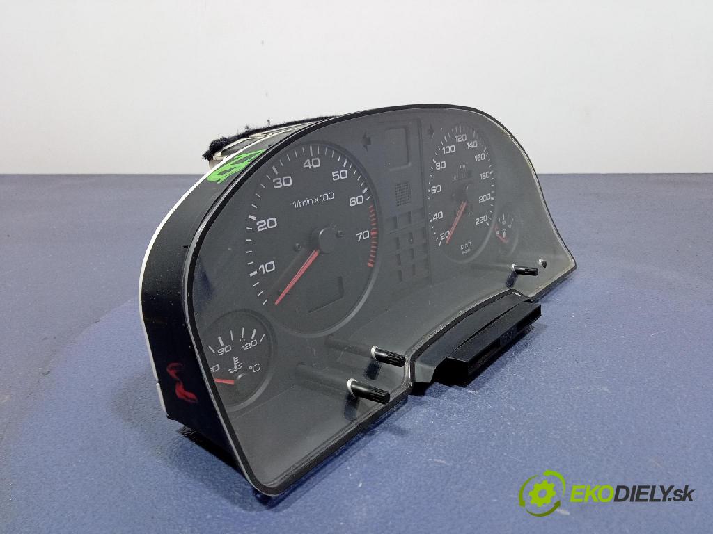 Audi 80 1997 prístrojovka/ budíky 893919067AP