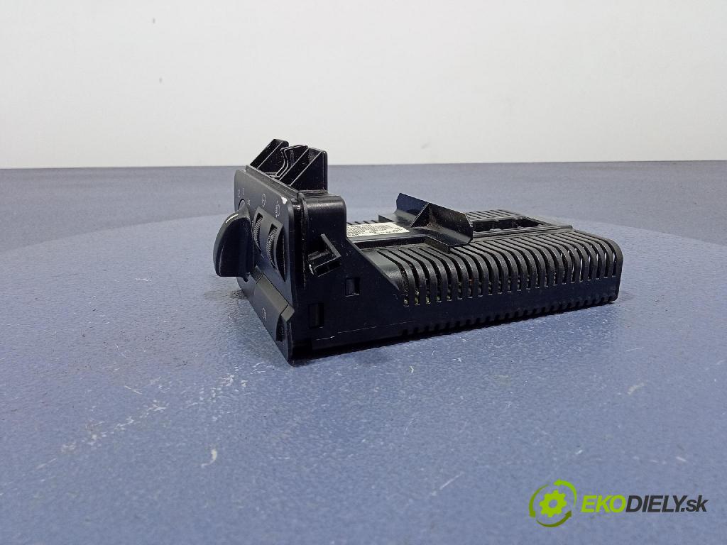 Bmw Seria 3 2003 prepínač svetiel 6936840