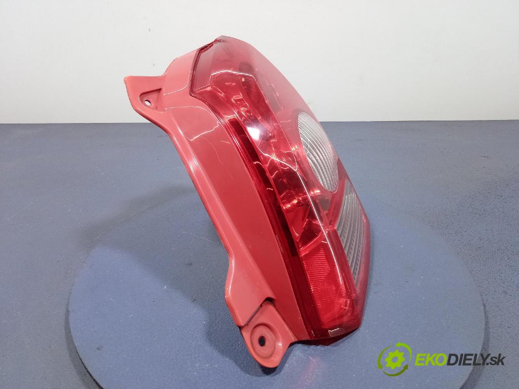 Nissan Pixo 2009 svetlo / reflektor zad Prava: Vonkajsia: 220-17092