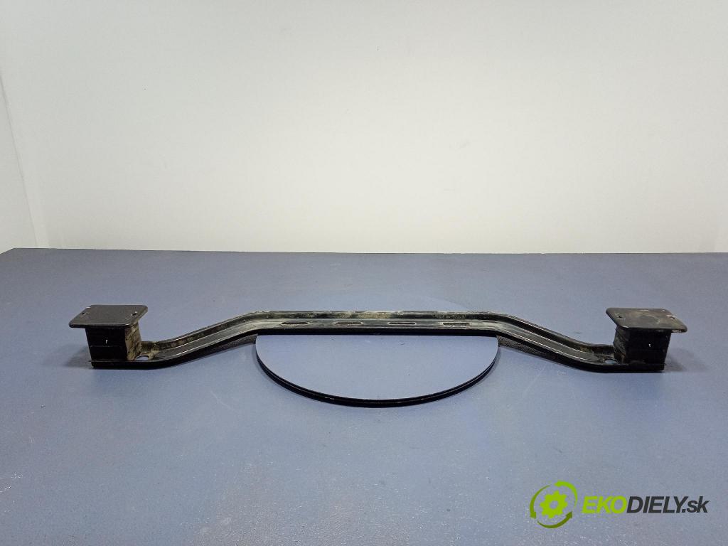 Nissan Pixo 2009 výstuha narazník zad