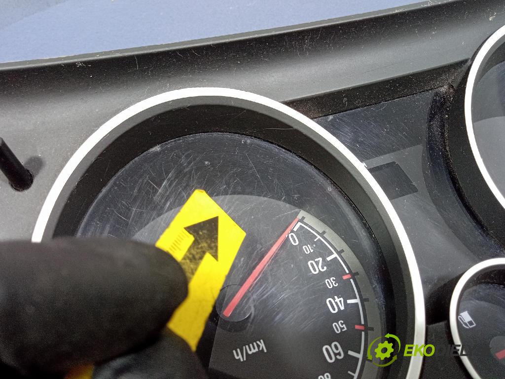 Opel Astra 2005 riadiaca jednotka Motor: 55559272