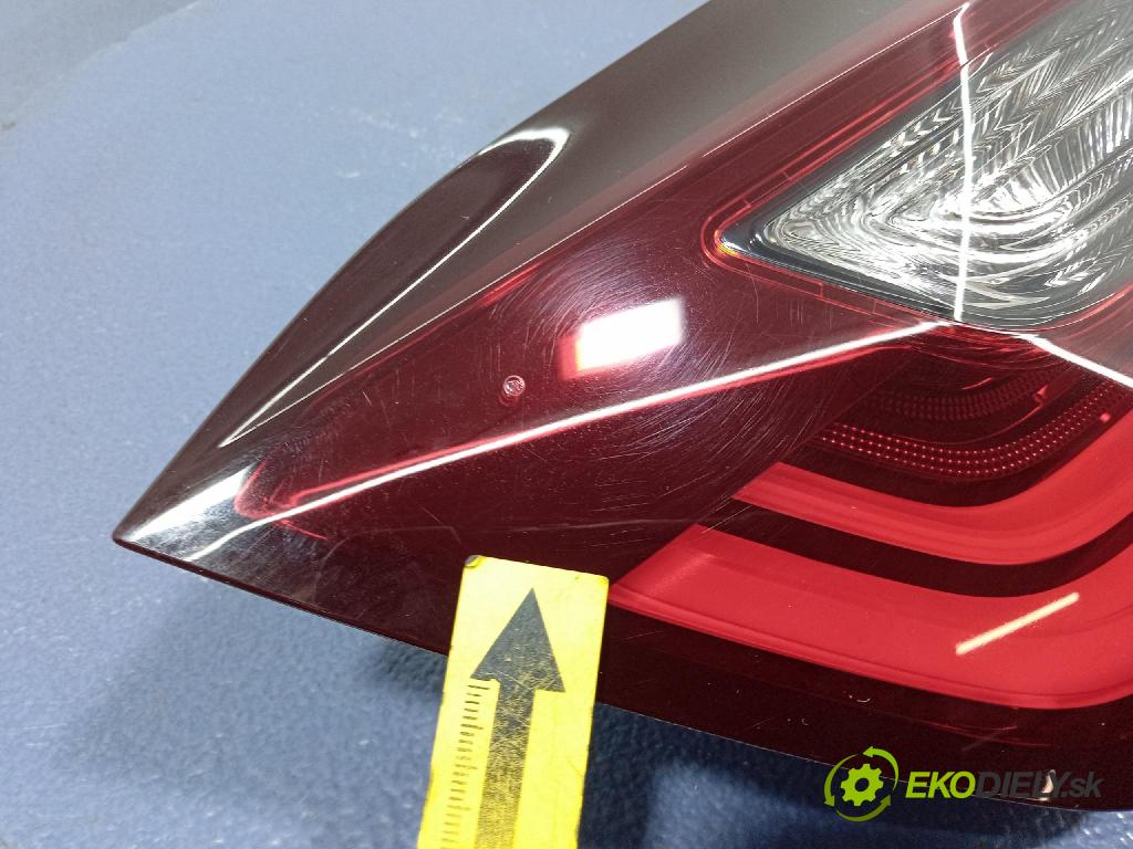 Honda Jazz 2022 světlo Zad: Práva: Uvnitř W4764