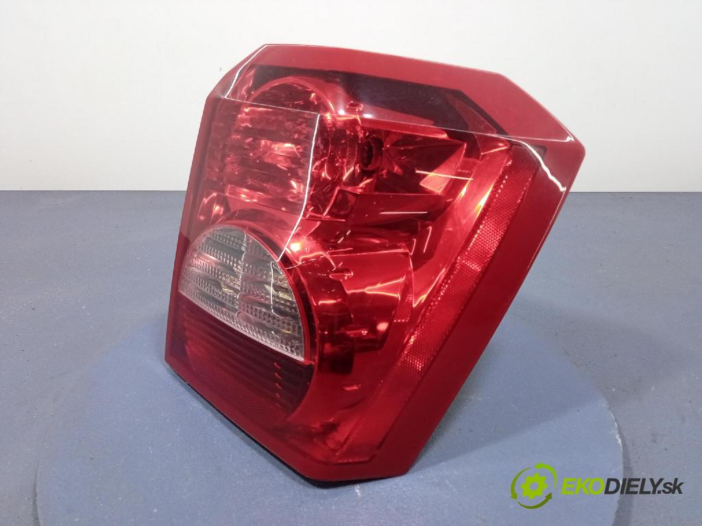 Dodge Caliber 2006 svetlo / reflektor zad Prava: Vonkajsia: 05303752AE