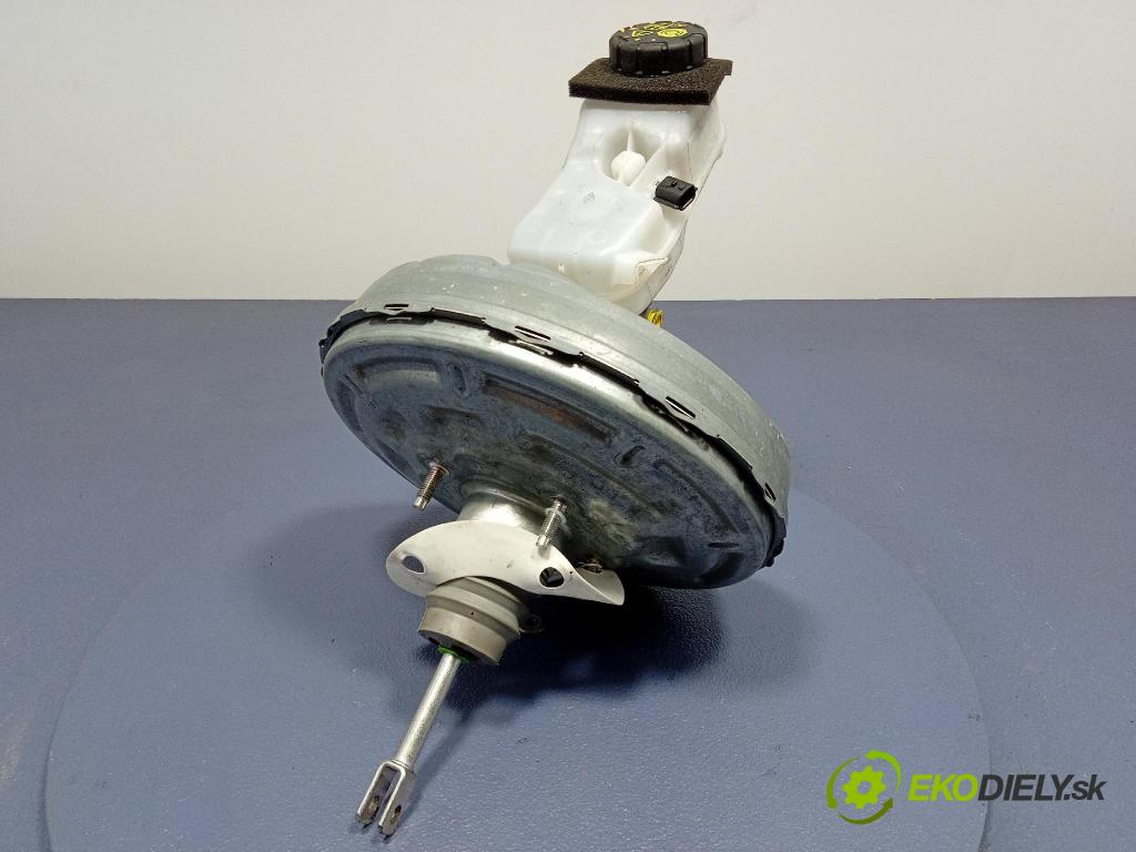 Renault Express 2024 servo Brzdní: 472109960R