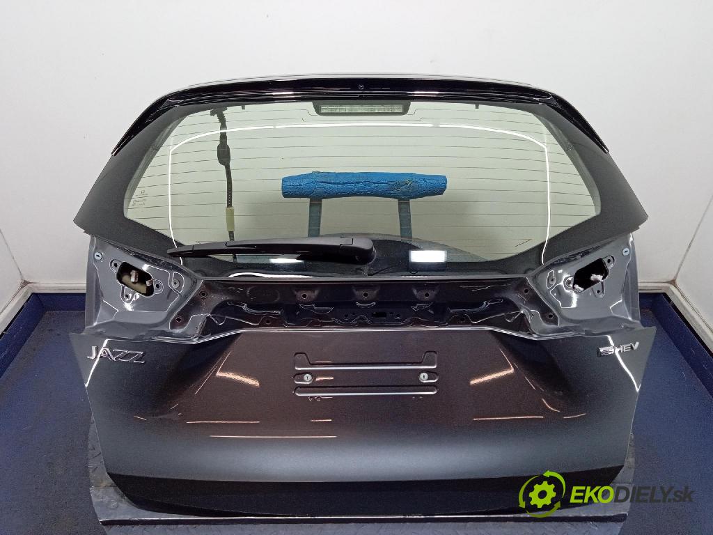 Honda Jazz 2022 zadna dveře kufra: kufra: