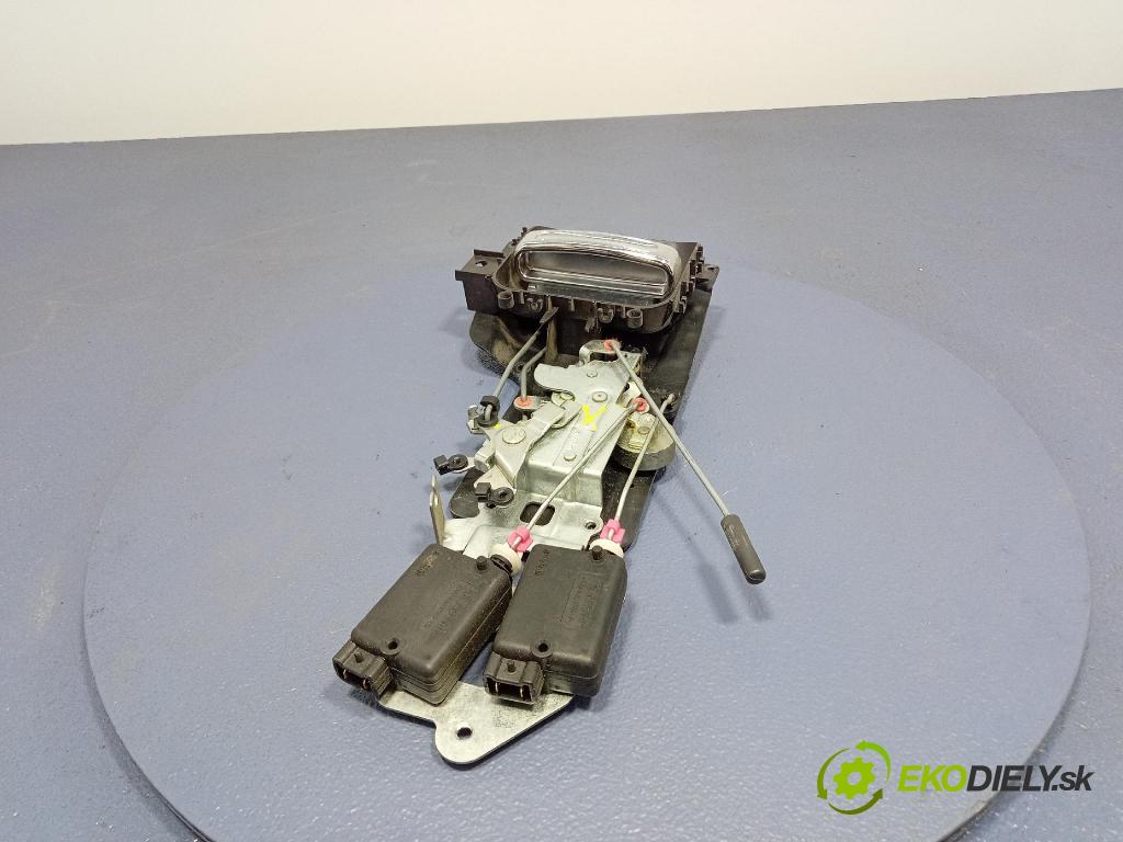 Citroen C8 2009 zámok dvere zad v pravo:
