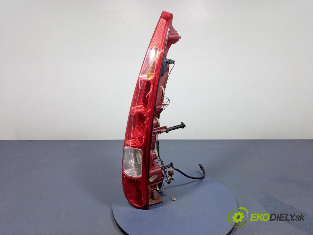 Citroen C8 2009 svetlo / reflektor zad Prava: Vonkajsia: