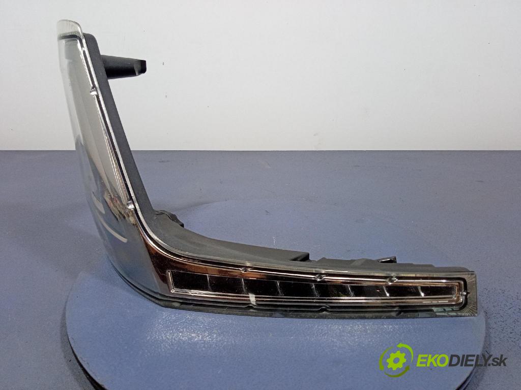 Renault Range t 0 Smer: Predné v pravo: 89207865