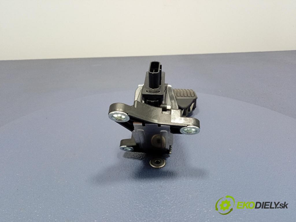 Honda Jazz 2022 pedal Plyn: 17800-TZA-A011-M