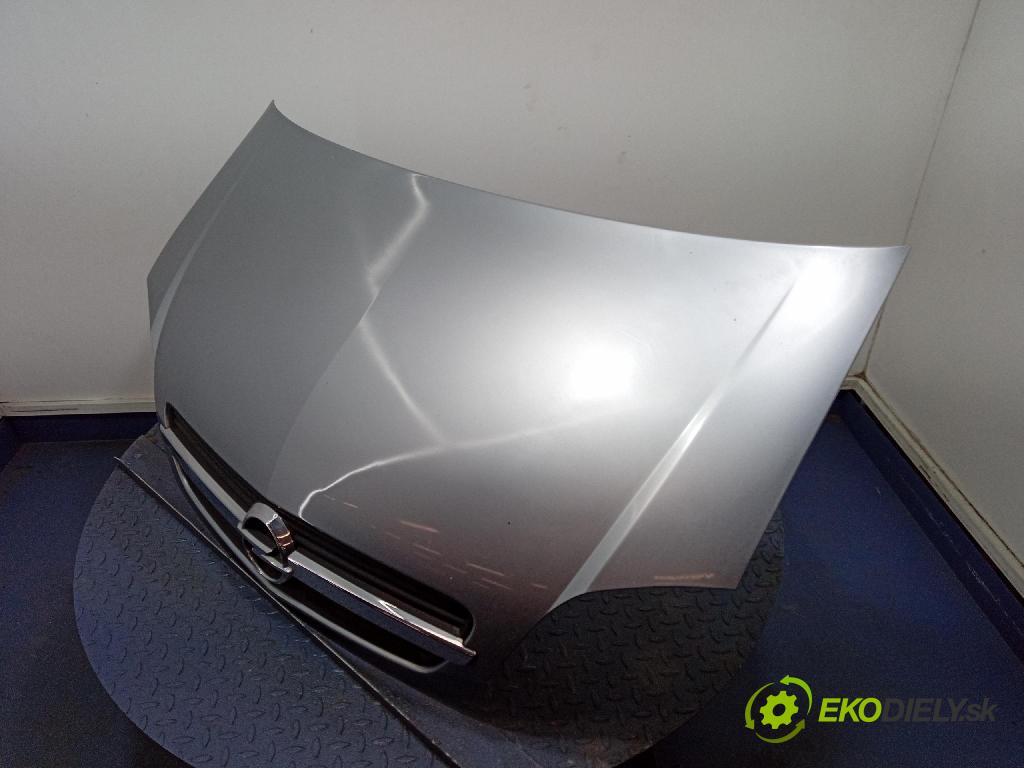 Opel Meriva 2004 kapota přední: