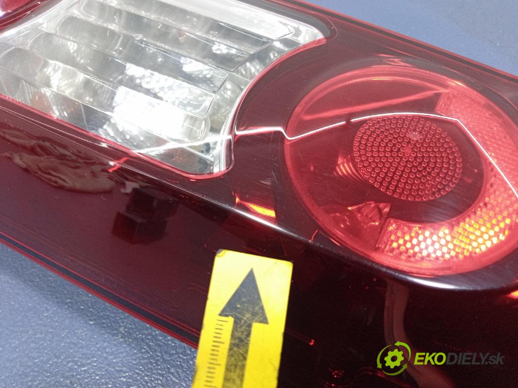 Peugeot Partner 2016 světlo Zad: Práva: Mimo: 9680607880