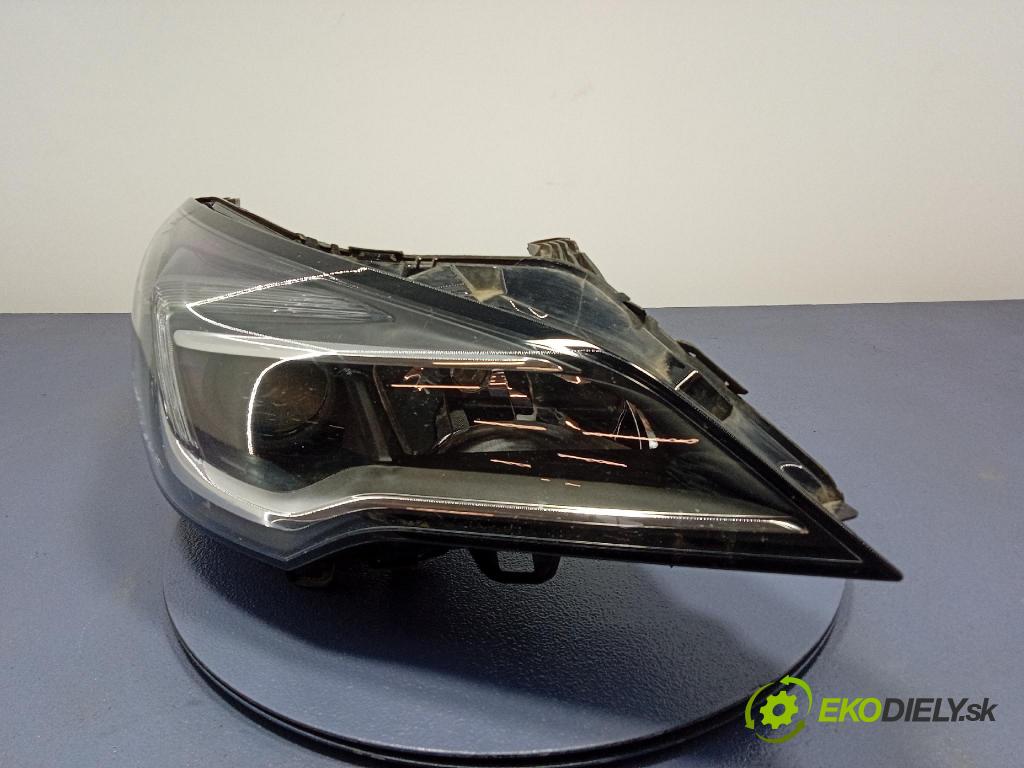 Opel Astra 0 Reflektor: v pravo: 39158006
