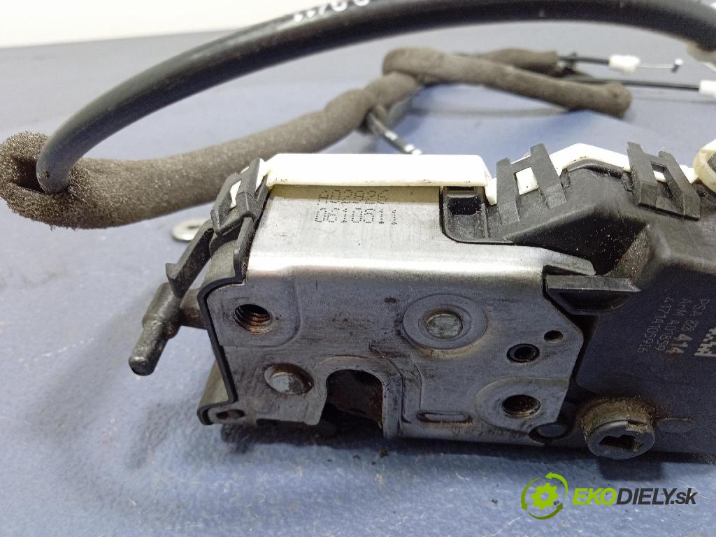 Peugeot Partner 2016 zámek dveře Zad: v pravo: PSA828414