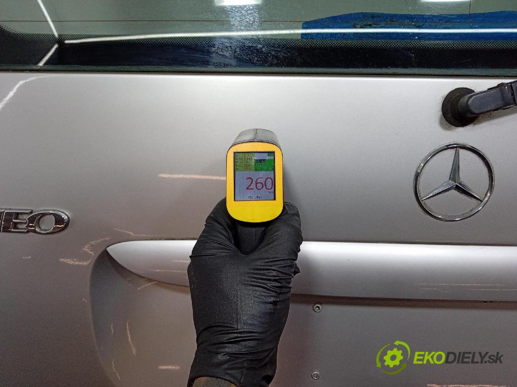 Mercedes Vaneo 2003 zadní dveře kufra: kufr