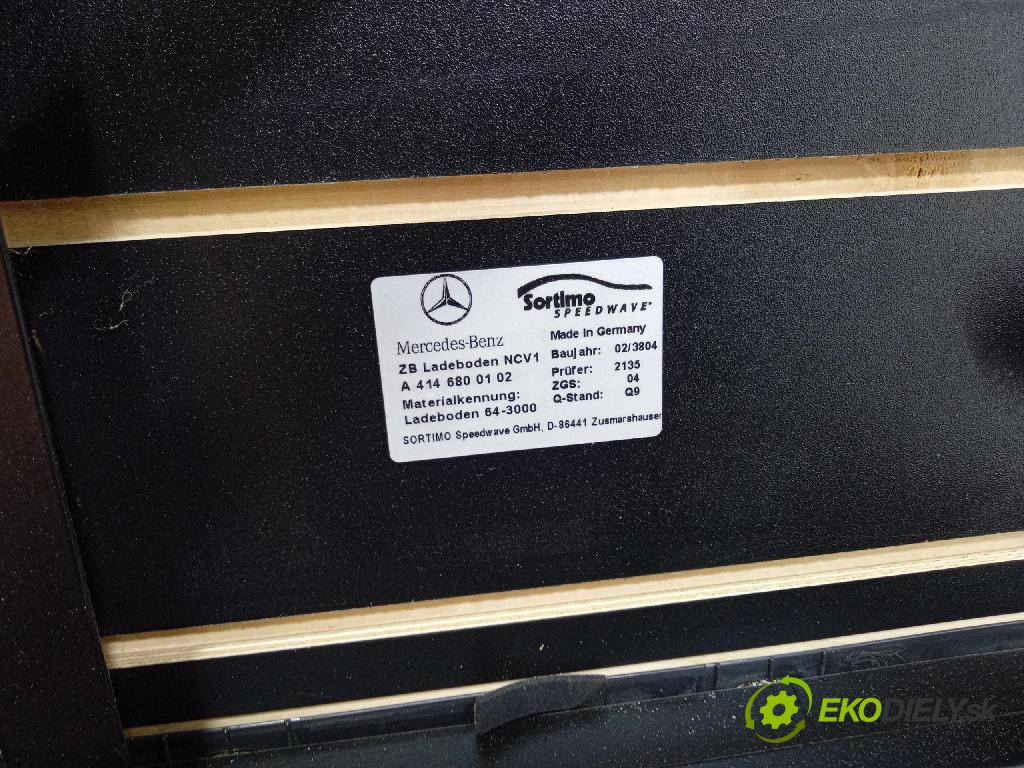 Mercedes Vaneo 2003 koberec do auta A4146800102
