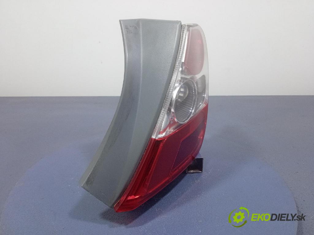 Honda Civic 2004 svetlo / reflektor zad Prava: Vonkajsia: KOITO V254