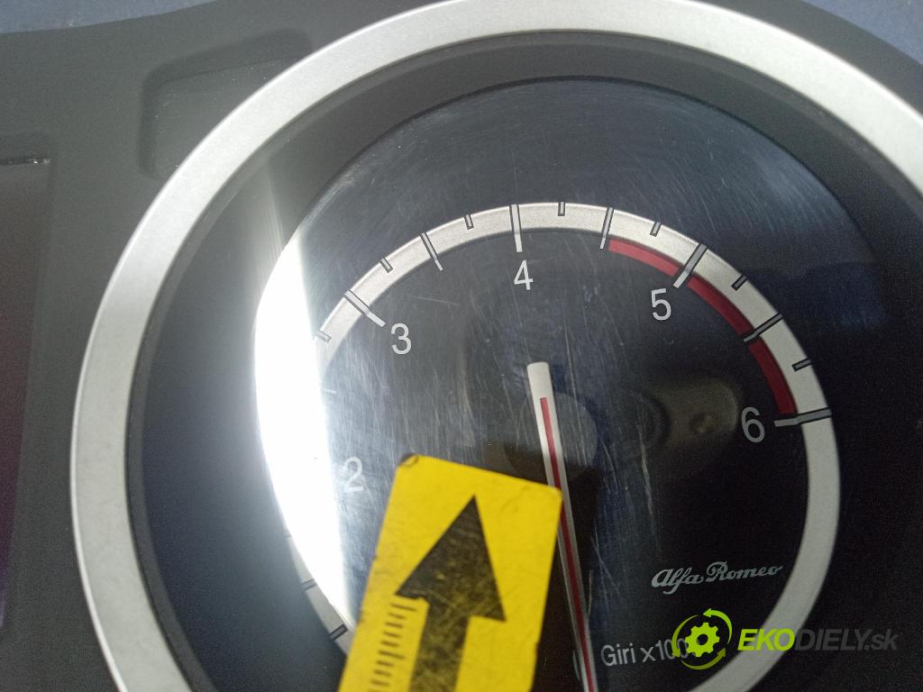 Alfa romeo 159 2006 prístrojovka/ budíky 0156072820