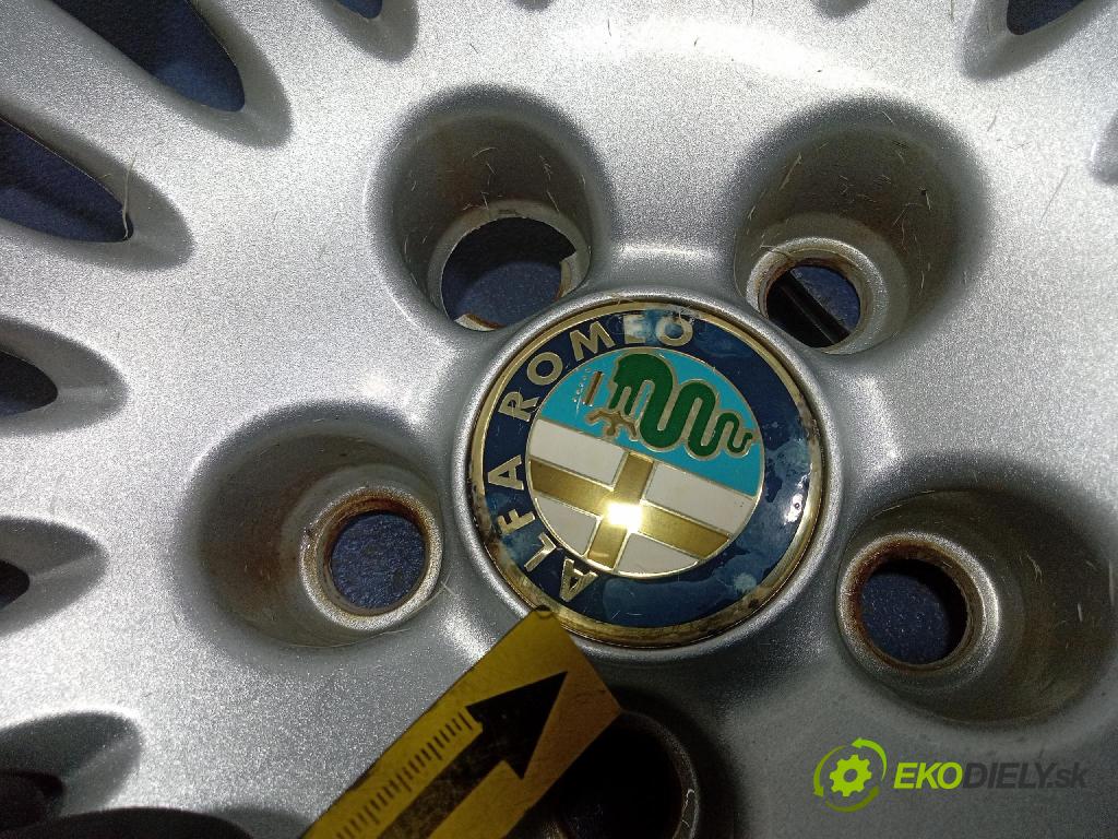 Alfa romeo 159 2006 puklica kola: 60684103
